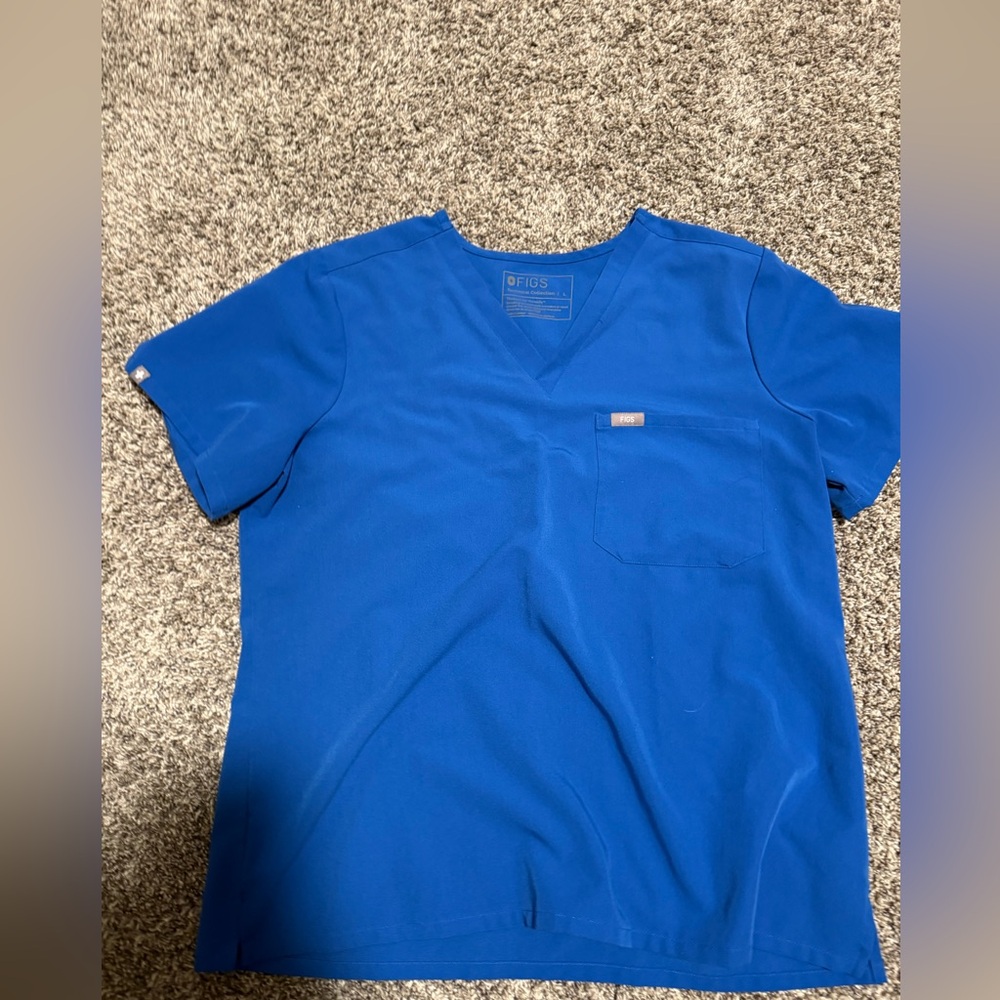 Figs scrub top